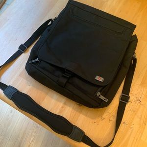 Victorinox Black Messenger Briefcase